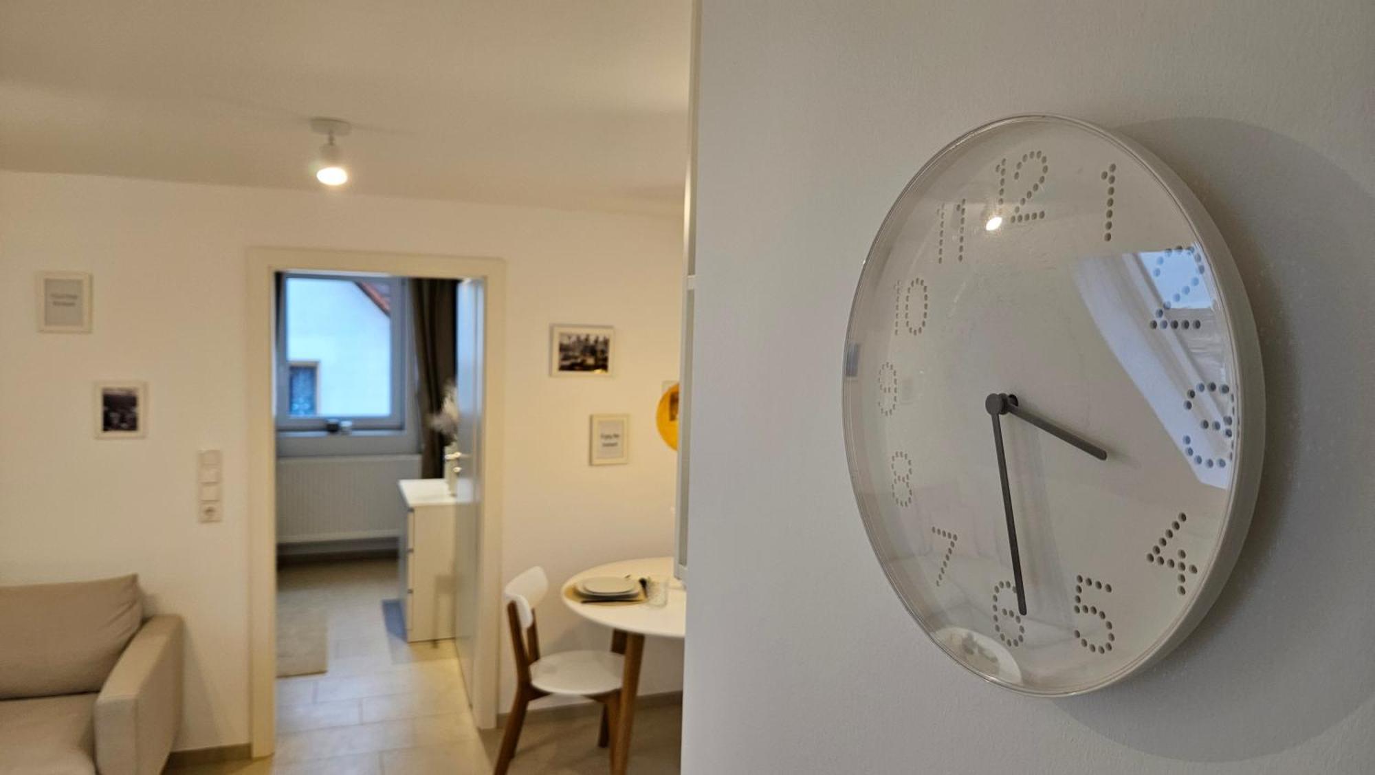 Ferienwohnung As 5 One & Two Bamberg - Modern In Ruhiger Lager Mit Balkon Hallstadt Exterior photo